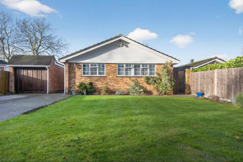 Nurstead Avenue, Longfield, DA3