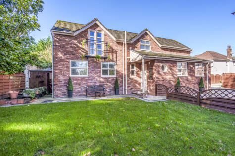 3 Park Crescent, Southport, PR9