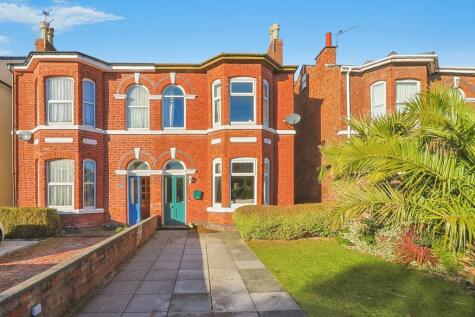 Hampton Road, Southport, PR8