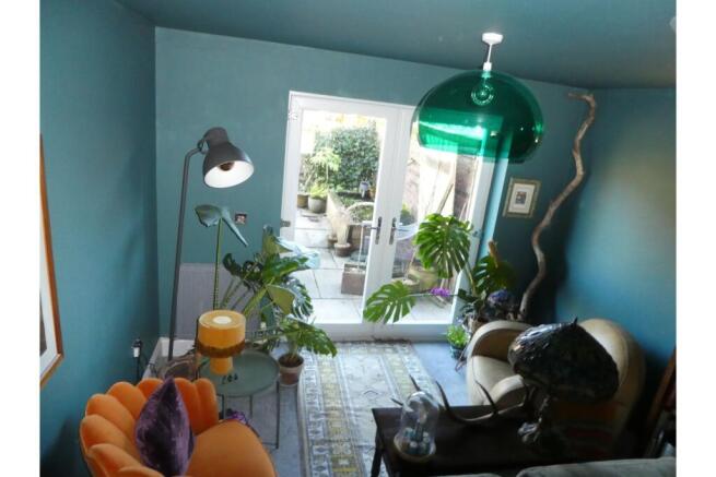 Photo 3