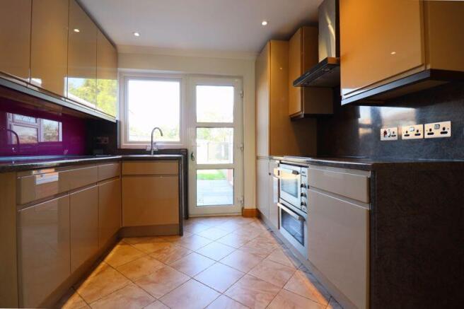 Kitchen 1