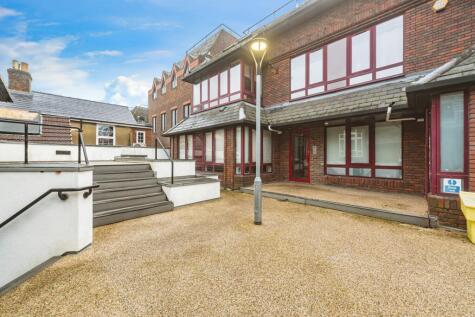 London Street, Basingstoke, RG21