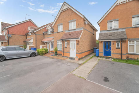 Barry Square, Bracknell, RG12