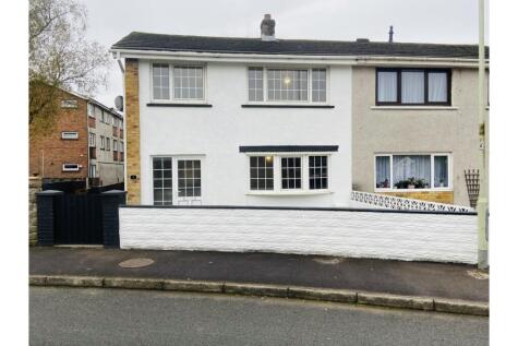 Maesglas, Bridgend, CF32