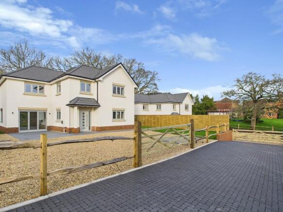 CAM05068G0-PR0061...