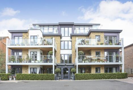 57 Albemarle Road, Beckenham, BR3