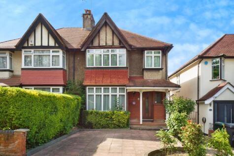 Leicester Road, Barnet, EN5