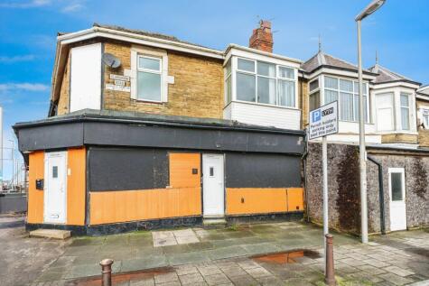 Clarendon Road, Blackpool, FY1