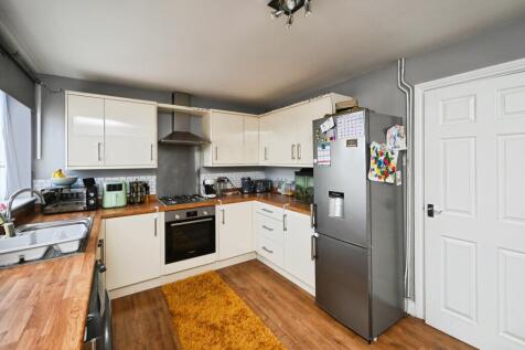 Derwent Drive, Nottingham, NG17