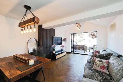 Dunston Close, Nottingham, NG10