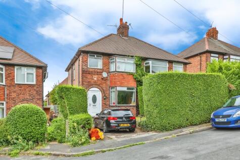 Chesham Drive, Carrington, NG5