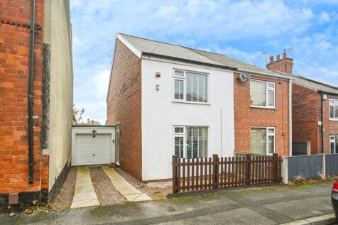 Cedar Street, Mansfield, NG18