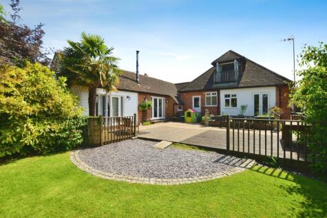 Ashford Road, Ashford, TN26