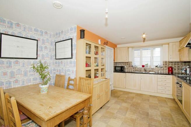 Kitchen/Dining Room