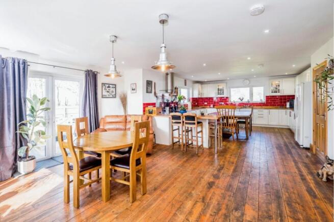 Kitchen/Family Room