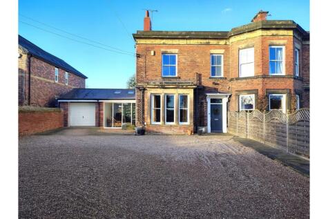 Birkwood Road, Altofts, WF6