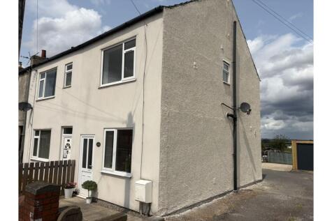 Leeds Road, Wakefield, WF3