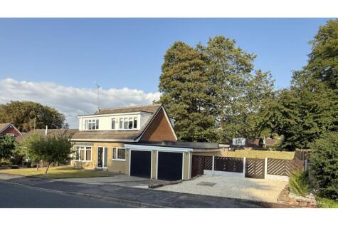 The Spinney, Wakefield, WF2