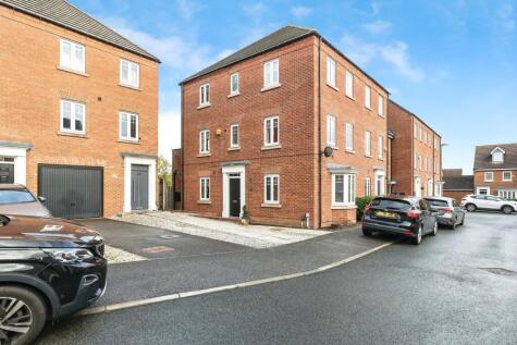 Ward Road, Castleford, WF10