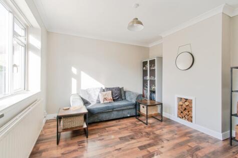 Highfield Grove, Allerton Bywater, Castleford, WF10