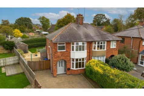 Church Street, Woodford Halse, NN11