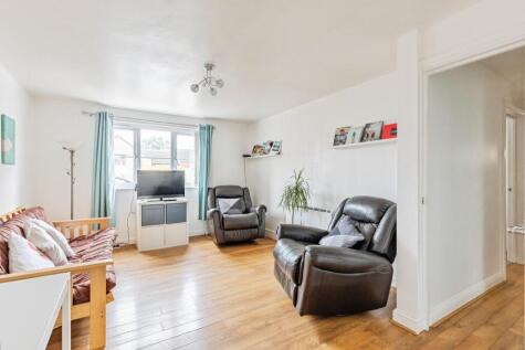 11 Palace Gate, Wellingborough, NN9