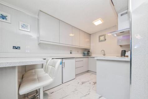 Elmdon court, Clacton on sea, CO15