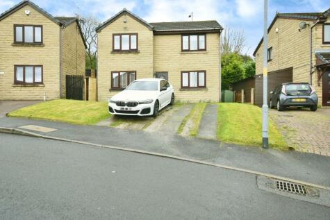 Mossley - 3 bedroom detached house for sale