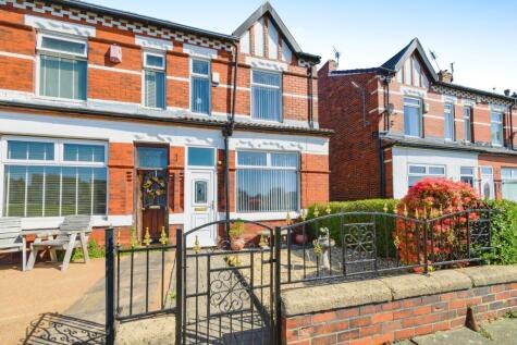 Kingsland Road, Rochdale, OL11