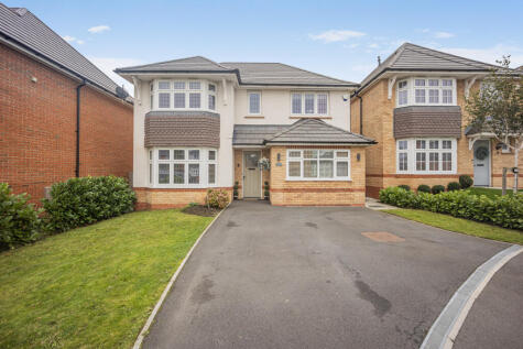 Henrietta Court, Oldham, OL9