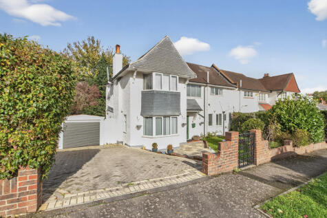 Yew Tree Walk, Purley, CR8