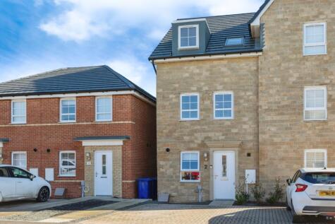 Azalea Court, Cramlington, NE23