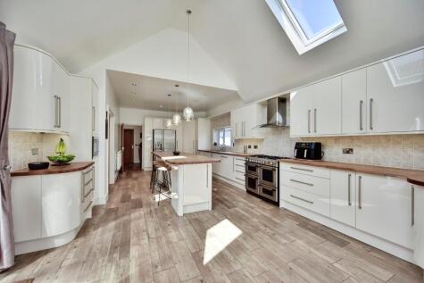 Woodside, Gillingham, ME8