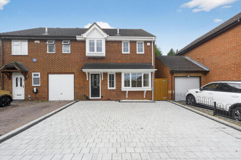 Morland Drive, Rochester, ME2