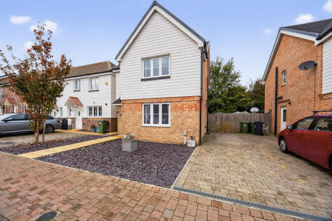 St. Lawrence Crescent, Maidstone, ME17