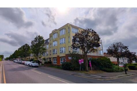 380 Station Road, Westcliff-on-Sea, SS0