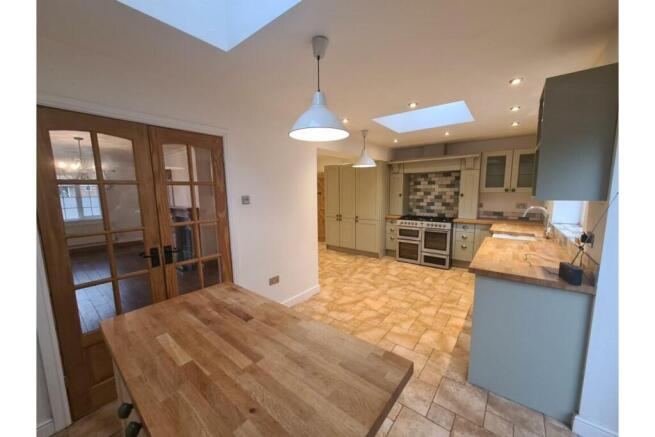 Kitchen/Dining Room