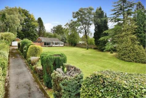Seabridge Lane, Newcastle, ST5