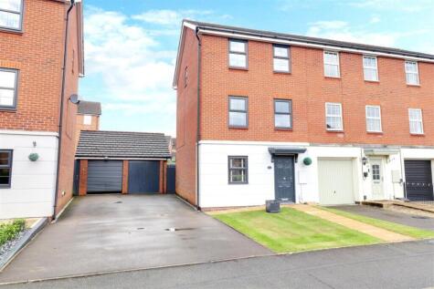 Moorhen Way, Stoke-on-Trent, ST7