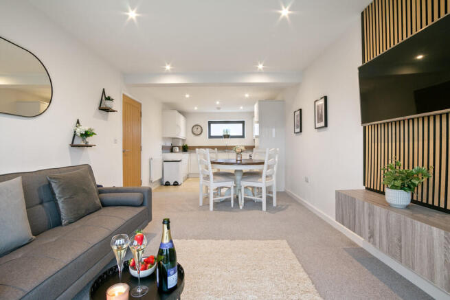 4-Flat 7, Howthor...