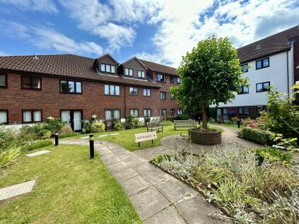 Waltham Abbey - 1 bedroom apartment for sale