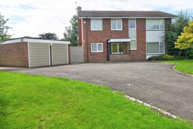 Detached family home on large plot