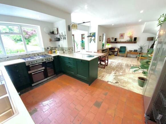 Kitchen dining room