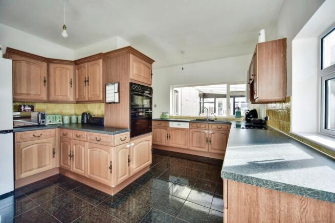 Family Size Kitchen