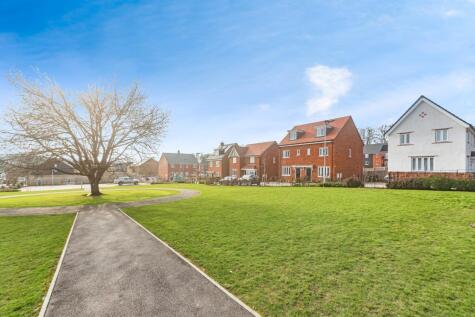 Cherry Square, Basingstoke, RG23