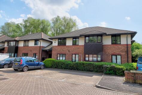 Old Cove Road, Fleet, GU51