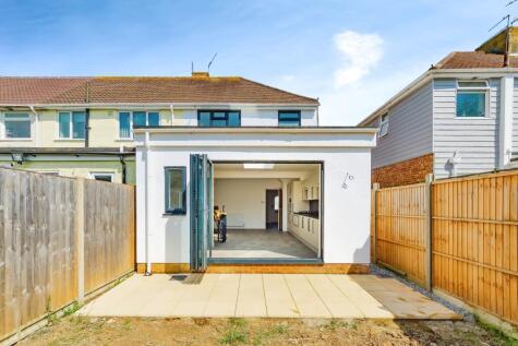 Stanley Road, Littlehampton, BN17