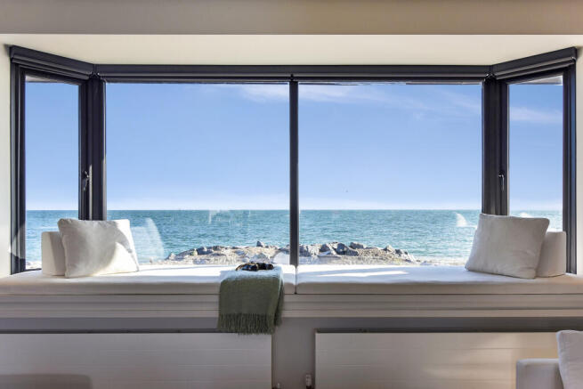 Direct Sea Views
