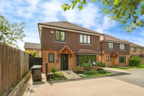 Townsend Close, Ash, Aldershot, GU12