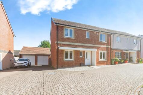 Somerville Gardens, Basingstoke, RG24